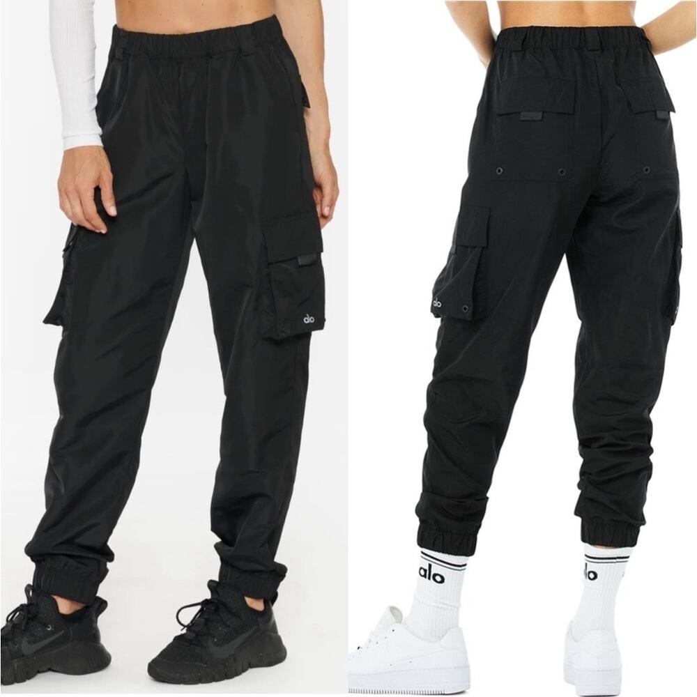 Alo Yoga The It Girl Pant Cargo Crush Athletic Black Pants Size M